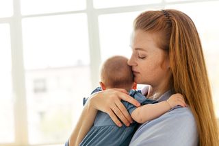 Czym jest miesiączka noworodkowa? To powinna wiedzieć każda mama małej dziewczynki