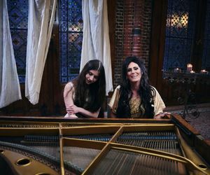 Within Temptation wydali nowy singiel. Gościnnie w Sing Like A Siren pojawia się Jerry Heil!
