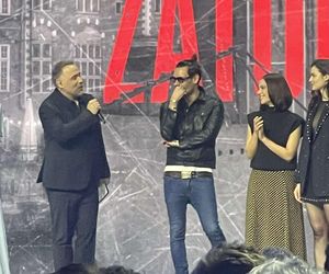 Spodnie spłatały figla Bartoszowi Gelnerowi na ramówce TVP