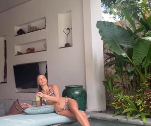 Julia Wieniawa na Bali