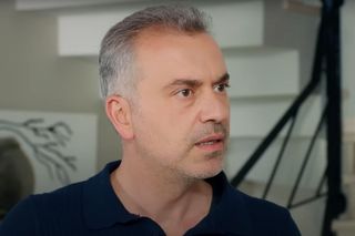 Melis zastrzeli się na oczach rodziców, by nie trafić za kratki za zabicie porywacza Ragipa.