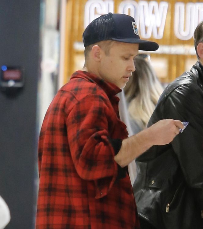 Maciej Zakościelny - męska wyprawa po odkurzacz