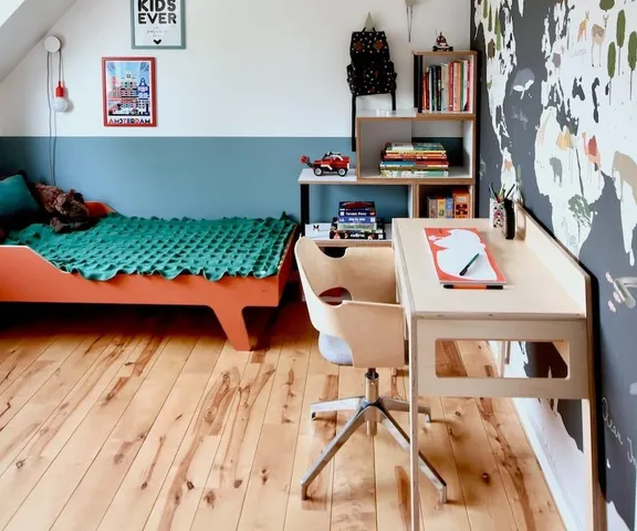 Jakie meble do pokoju ucznia? Aranżacja wnętrza dla nastolatka