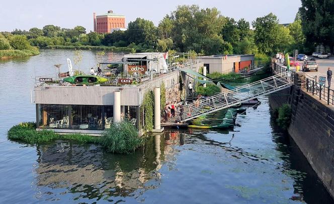 Odra Centrum - pawilon kawiarni i edukacji we Wrocławiu. 