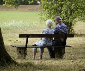 Łódź się starzeje. Czy miasto naprawdę nadąża z pomocą dla seniorów?