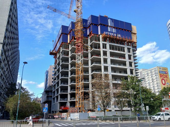 Wieżowiec Upper One w Warszawie w budowie