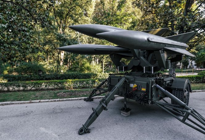 System HAWK