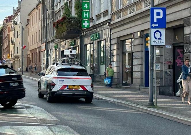 Monitorowanie miejsc parkowania w Katowicach