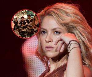 Shakira w towarzystwie Lewisa Hamiltona. Oboje celebrowali podium zawodnika w Grand Prix