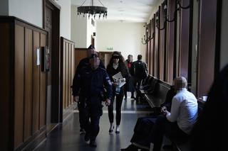 Magdalena D.-M. doprowadzona na salę. Sąd utajnił rozprawę