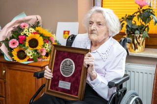 Wyjątkowy jubileusz pani Genowefy! Jej historia to gotowy scenariusz na film