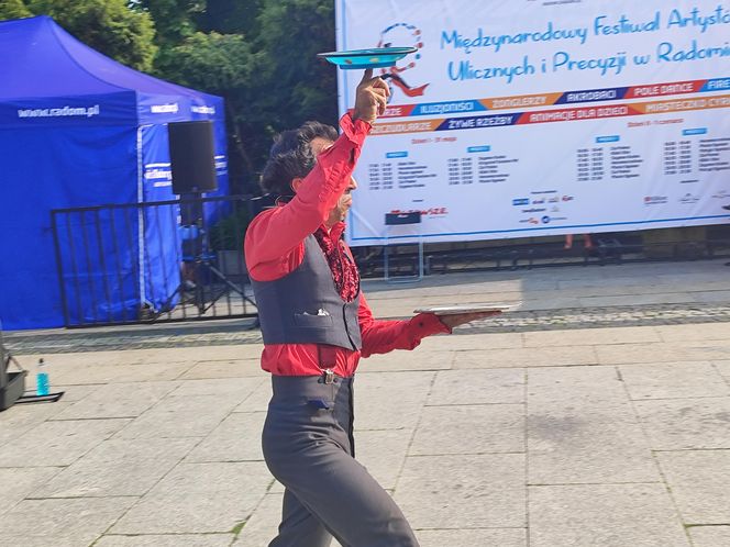 XIV Międzynarodowy Festiwal Artystów Ulicznych i Precyzji
