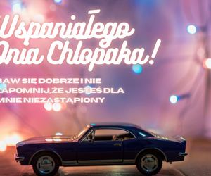 Najfajniejsze w sieci życzenia na Dzień Chłopaka, o jakich on nawet nie śnił. Zabawne wierszyki. Dzień chłopaka 30 września 2025