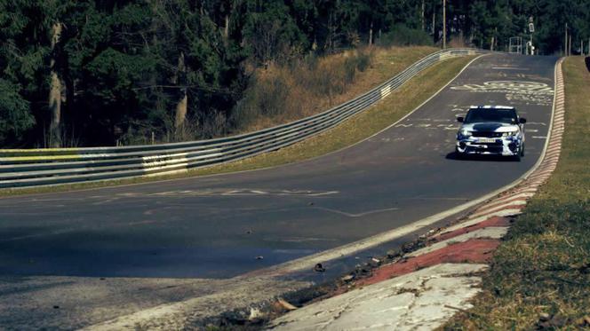 Range Rover Sport SVR na torze Nurburgring