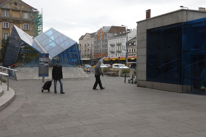 W Warszawie zawyły syreny. Tak zareagowali mieszkańcy stolicy