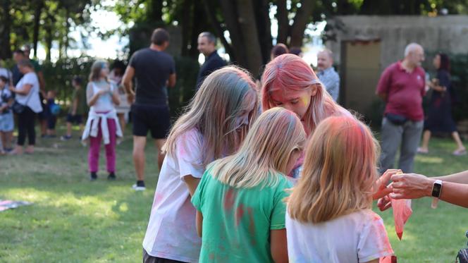 Zakończenie wakacji z Holi Święto Kolorów na Słonecznym Wrotkowie w Lublinie