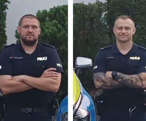 Kujawsko-pomorskie. Policjanci wynieśli niepełnosprawnego mężczyznę z mieszkania. W budynku wybuchł pożar