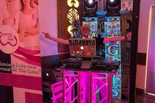 Zaszaleli dla kobiet. Udana ostatkowa maskarada na rzecz chorych na raka piersi