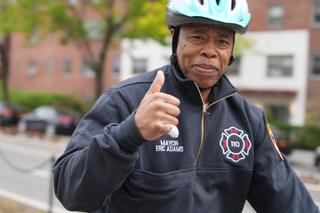 Burmistrz Nowego Jorku przesadzi urzędników na rowery