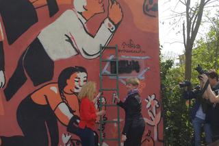 Odsłonięto nowy mural Bydgoszcz otwarta i tolerancyjna