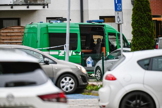 Poszukiwany ojciec zamordowanego Olusia może być uzbrojony. Dodatkowe środki bezpieczeństwa