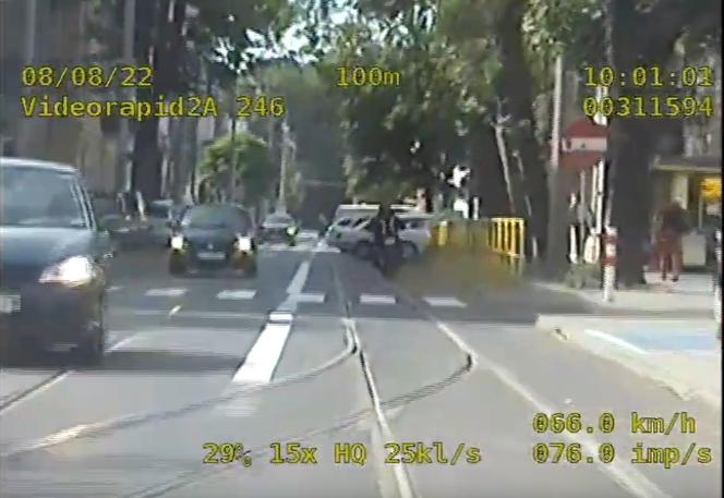 Policyjny pościg ulicami Torunia. 41-letni motocyklista trafił za kraty