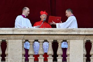 Polak u boku Papieża Leona XIV! Kim jest ks. Krzysztof Marcjanowicz?
