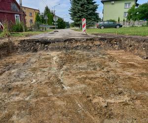 Przebudowa drogi spowodowała spore utrudnienia. Zamknięta dla ruchu jest ul. Tadeusza Kościuszki w Przesmykach