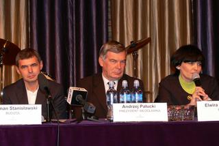 od lewej: Roman Stanisławski - prezes firmy Budizol Property, Andrzej Pałucki - prezydent Włocławka, Elwira Stanisławska - również prezes Budizol Property