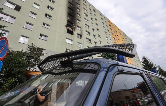 14-latka zginęła w pożarze bloku w Rzeszowie! Poszkodowanych zostało wiele osób [ZDJĘCIA, AKTUALIZACJA]