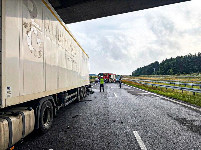 Wypadek na S7 pod Nidzicą. Trzy osoby nie żyją