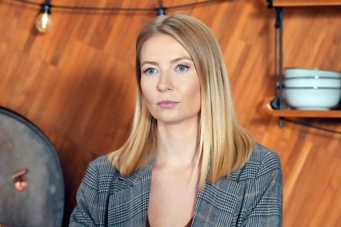 Barwy szczęścia, odc. 3211. Dominika (Karolina Chapko)