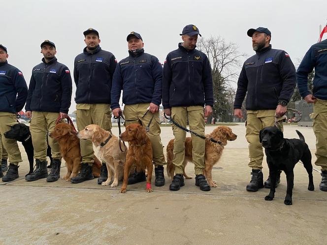 Strażacy wrócili do Polski z Turcji