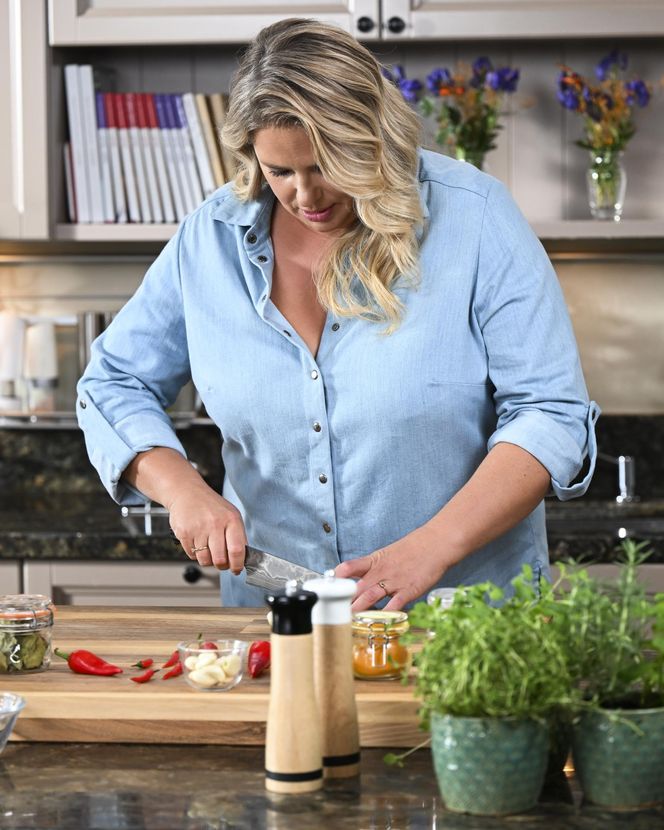 Dramat gwiazdy. Elżbieta Romanowska walczy o życie ojca, niedawno pochowała matkę