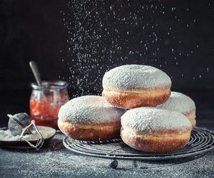 Domowe pączki bez drożdży. 15 pysznych pomysłów na tłusty czwartek