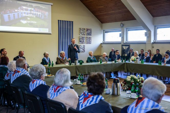 Lokomotywa krzyczy głosem bitego człowieka". Obchody 80. rocznicy wyzwolenia Auschwitz