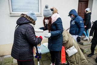 Gdańsk. Przeszła cztery operacje, ale żadna jej nie złamała. Razem z przyjaciółmi nakarmiła 500 osób