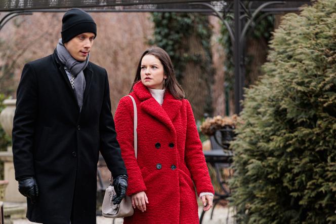 Na Wspólnej odc. 3442. Darek Żbik (Michał Mikołajczak), Kasia (Julia Chatys)