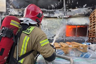 Pożar hali w Siemianowicach Śląskich