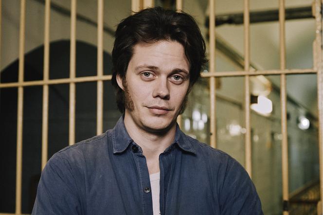 Bill Skarsgård w Clark - nowym serialu Netfliksa