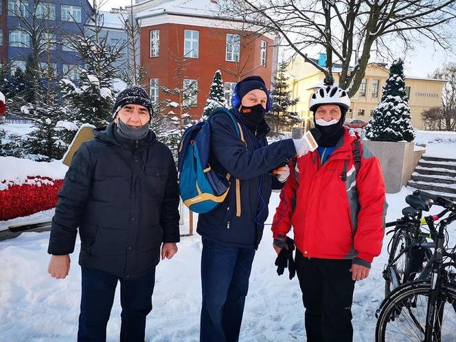 Biegacze i rowerzyści w 3 Rajdzie Przeciw Nienawiści. Nie powstrzymało ich -18 stopni!