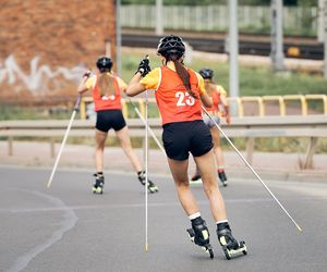 W pierwszym dniu zawodów o Puchar Polski w biegach na nartorolkach Marwe Cup zawodnicy wzięli udział w sprincie techniką dowolną