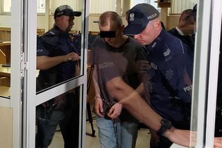 Kamilek z Częstochowy dwa lata temu został zabity w okrutny sposób przez matkę i ojczyma. Oprawcy stanęli dziś przed sądem