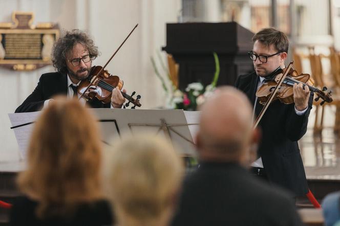 Koncert ku pamięci Pawła Adamowicza. Niezapomniany duet w Bazylice Mariackiej 