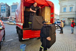 Przemyśl. Strażacy tworzą miejsca, gdzie uciekający z Ukrainy mogą szukać pomocy [Wojna na Ukrainie]
