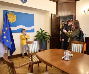 Gigantyczna kolejka w Olsztynie. Wszyscy chcieli zwiedzić to miejsce