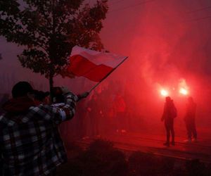 Marsz Niepodległości w Warszawie! 100 tys. uczestników maszeruje ulicami stolicy