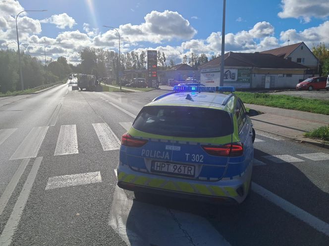 Śmiertelne potrącenie pieszej w Bartoszycach. Droga zablokowana, poważne utrudnienia dla kierowców