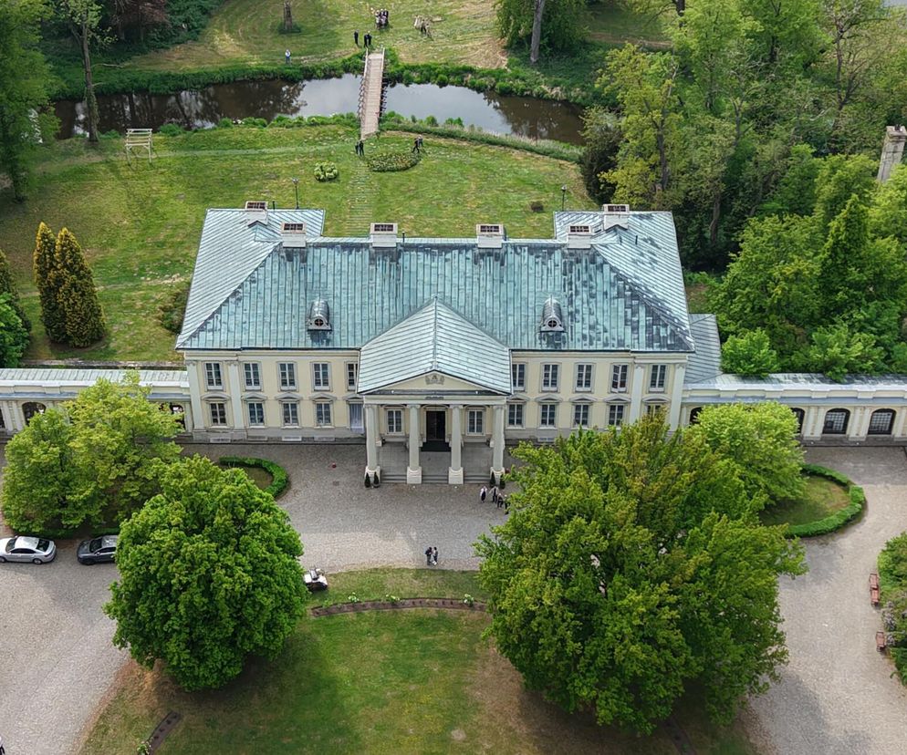 Pałac Walewskich w Walewicach