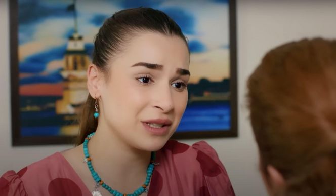 Porywacz Ragip znów zasadzi się na Zeynep. Czy Melis ostrzeże rywalkę?